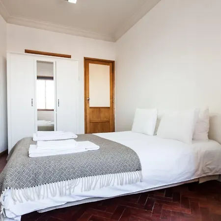 Principe Real Garden Budget * Lissabon